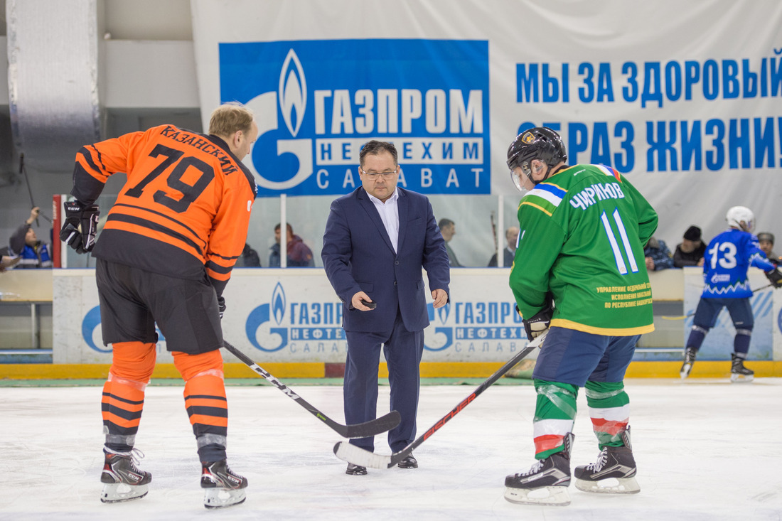 Хоккейные матчи с «Российской Прессой»