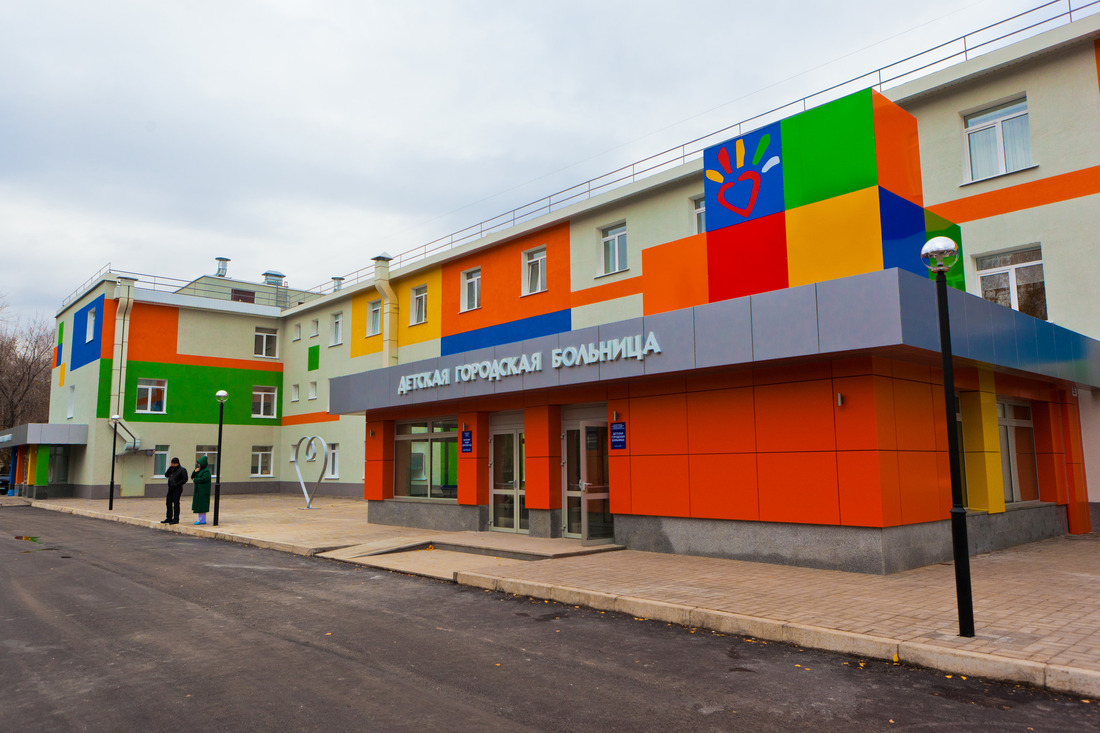 Реконструкция детской городской больницы. Фасад здания